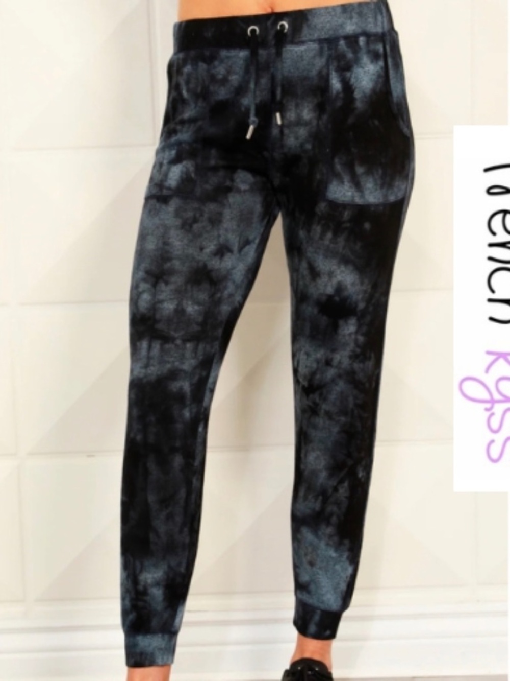 French Kyss Navy marble washed joggers, M,  CB2591